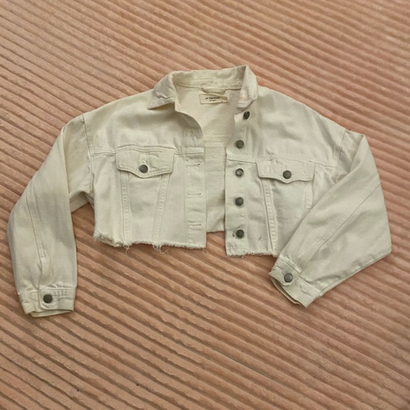 JW Signature Los Angeles Cropped Jean Jacket - Size S - Picture 1 of 10